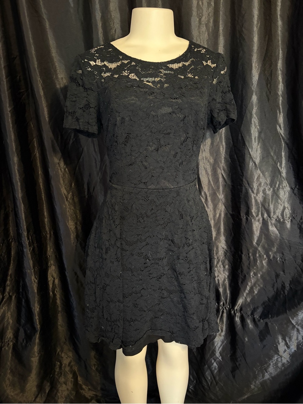 Classic Black Lace Short Sleeve Skater Dress